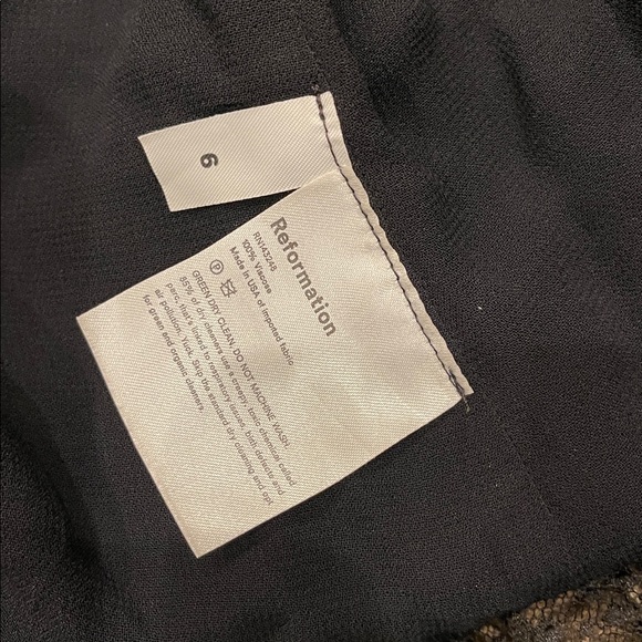 REFORMATION Black Lace Stripe Keyhole SHELLEY Sleeveless Crepe
Midi Dress Size 6 - Picture 5 of 16